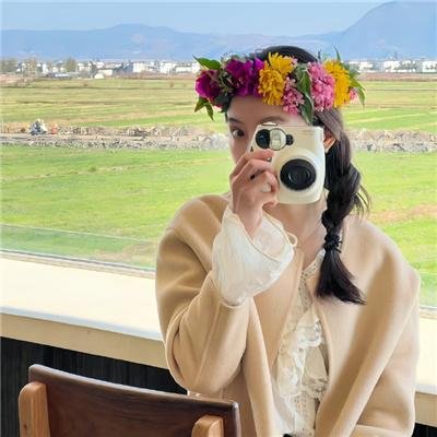 穷养的我租了个富养的她